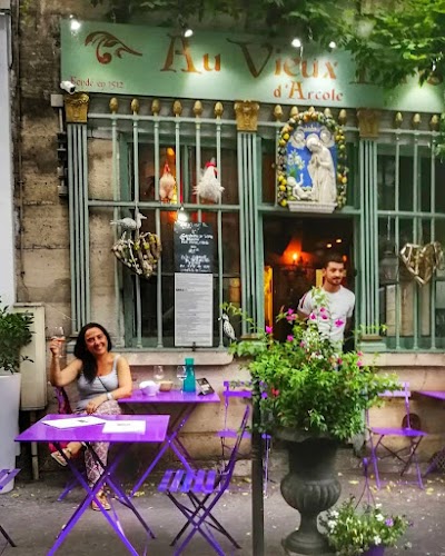 Au-Vieux-Paris-d-Arcole-2-2.jpg